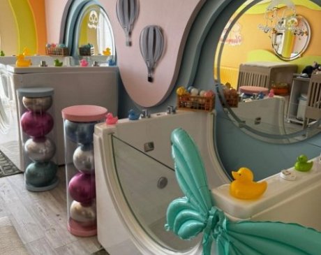 Floating ( Suda Dans )