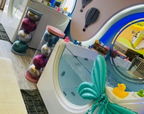 Floating ( Suda Dans )